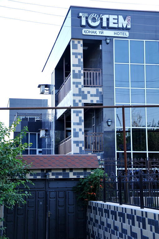 Totem Hotel Szymkent Zewnętrze zdjęcie