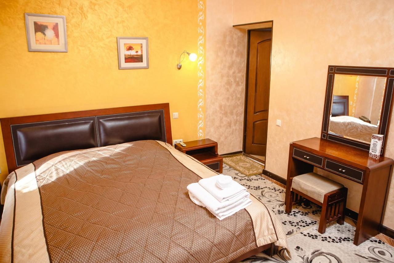 Totem Hotel Szymkent Zewnętrze zdjęcie